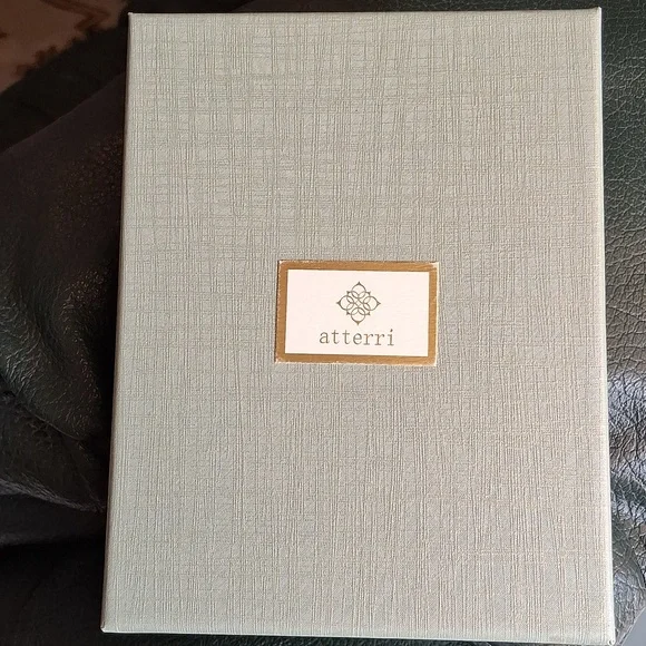 Multicolor Ceramic & Cubic Zirconia Charm Bracelet. NIB. Absolutely Gorgeous!!💜 - Picture 12 of 13